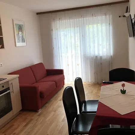 Apartementhaus Helene Am Klopeinersee * אונטרבורג אם קלופינר סי