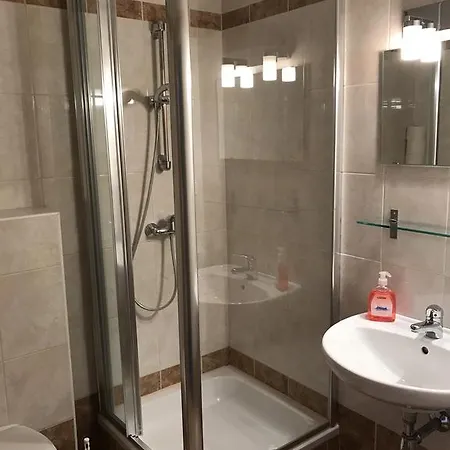 Apartementhaus Helene Am Klopeinersee ウンテーブルク・アム・クロッパイナー・ゼー